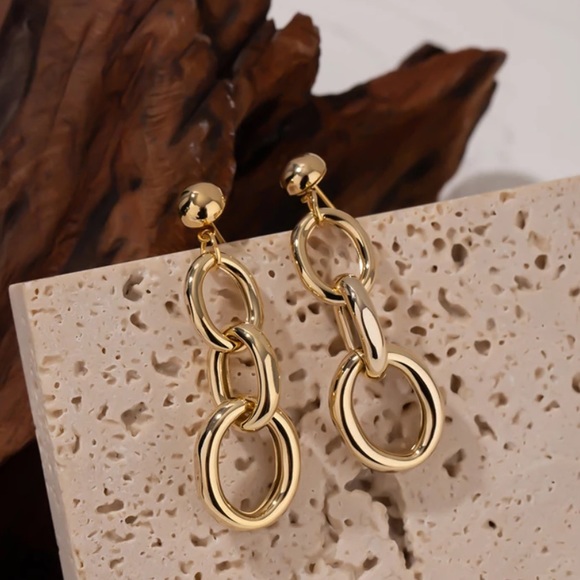 💛Gold plated round dangle earrings - Picture 6 of 6